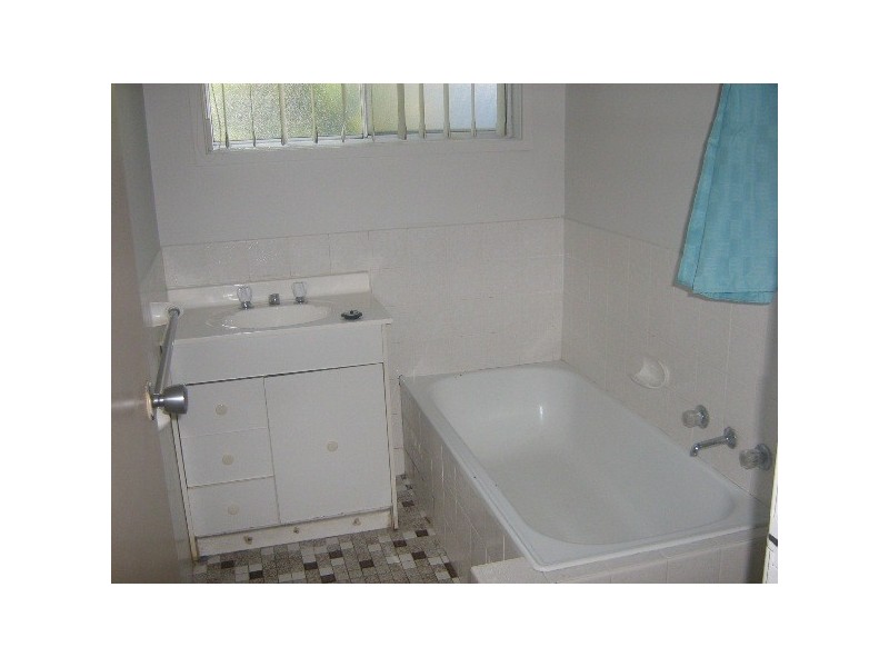 12 Thomas Street, Dudley NSW 2290