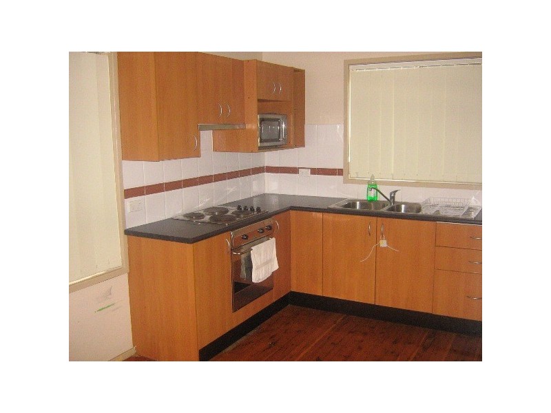 12 Thomas Street, Dudley NSW 2290