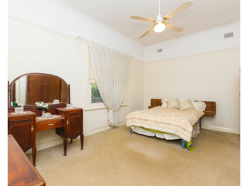 15 Russell Road, New Lambton NSW 2305