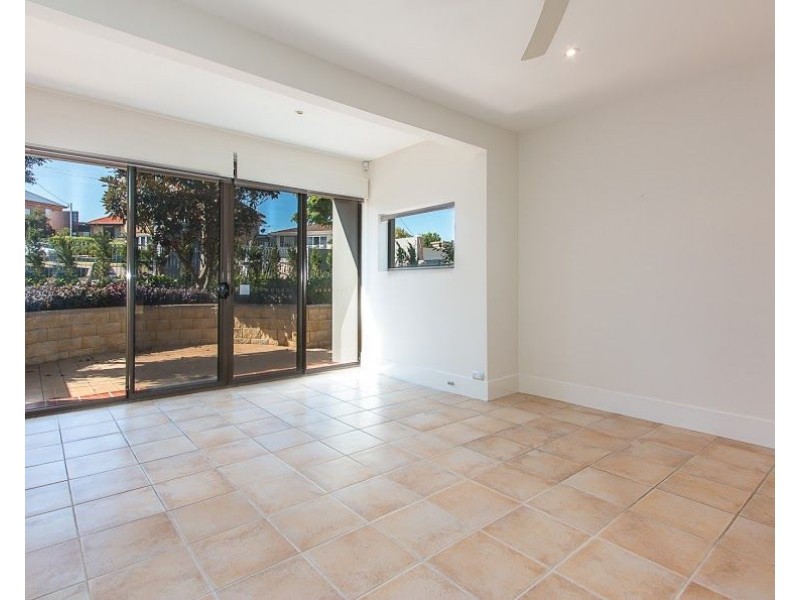 28 Light Street, Bar Beach NSW 2300