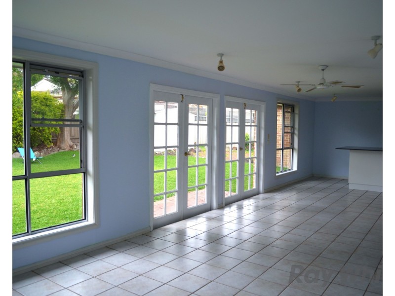 102 Callan Street, Maryland NSW 2287