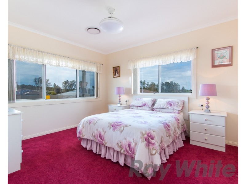 5/1 Whipbird Way, Fullerton Cove NSW 2318