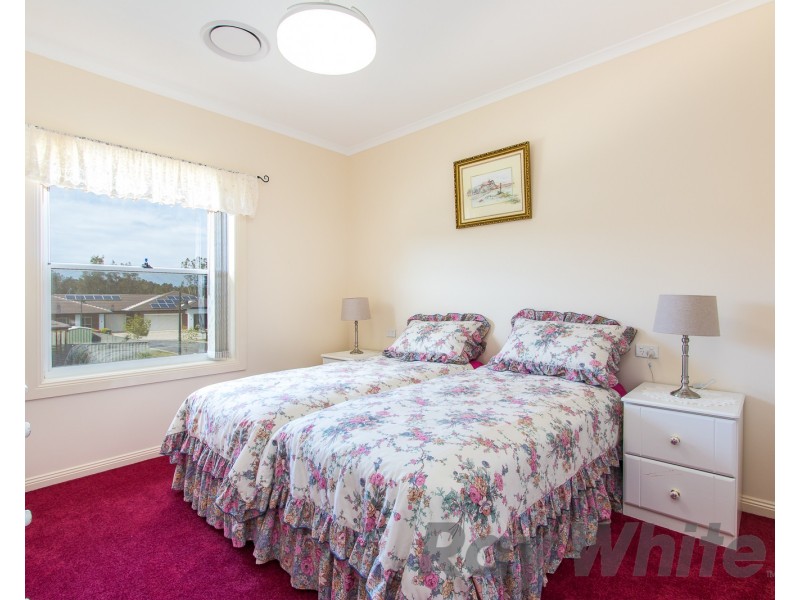 5/1 Whipbird Way, Fullerton Cove NSW 2318