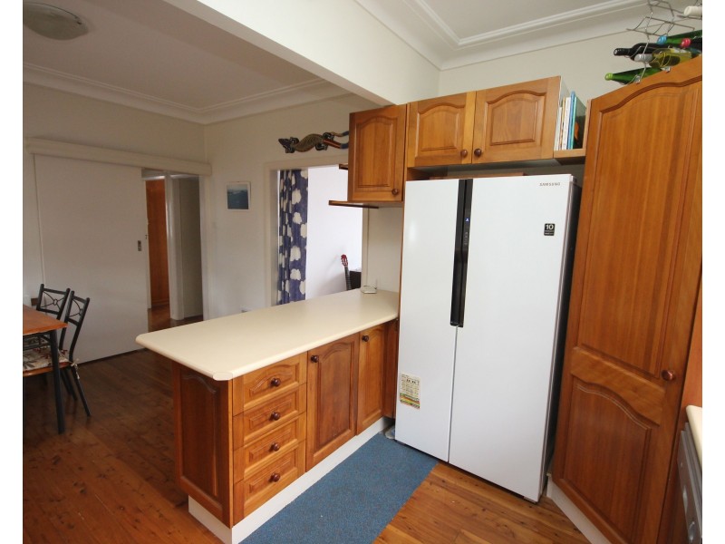 93 Wommara Avenue, Belmont North NSW 2280