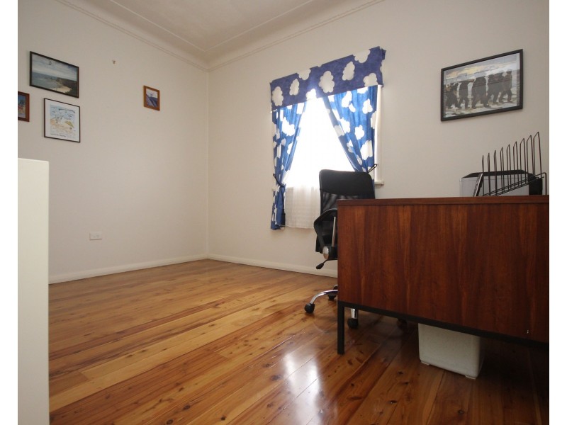 93 Wommara Avenue, Belmont North NSW 2280