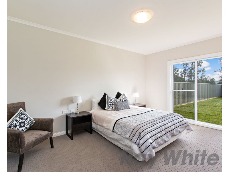 16 Cockatoo Court, Fullerton Cove NSW 2318