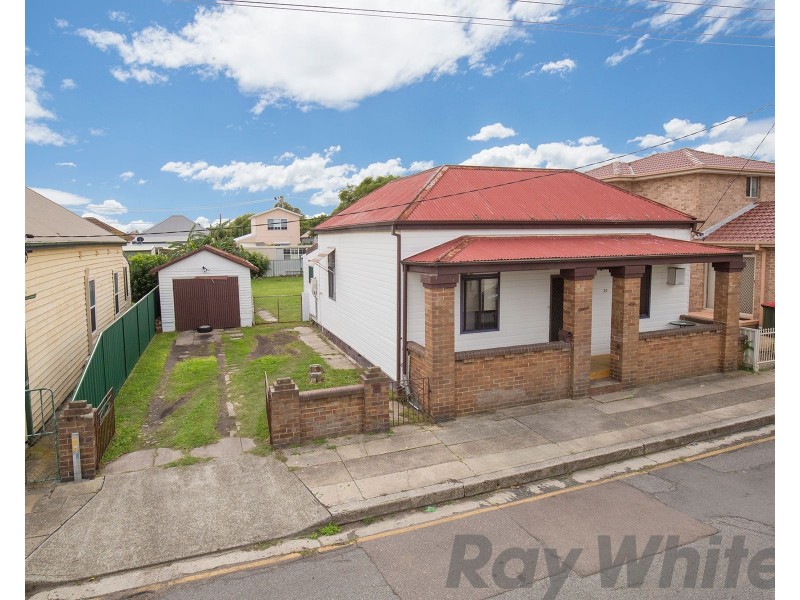 23 Howden Street, Carrington NSW 2294