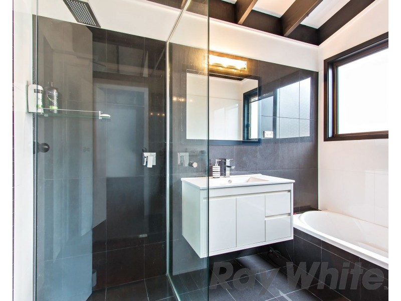 22 Andrew Road, Valentine NSW 2280