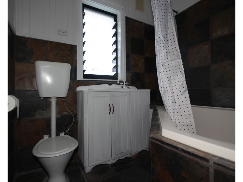 3/41 Swan Street, The Hill NSW 2300