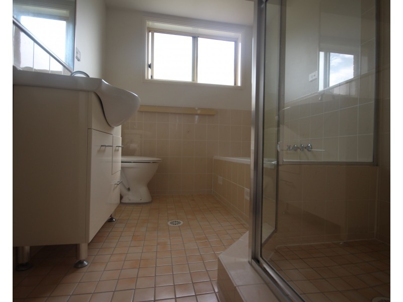 Unit 1/6 Florina Close, Cardiff South NSW 2285