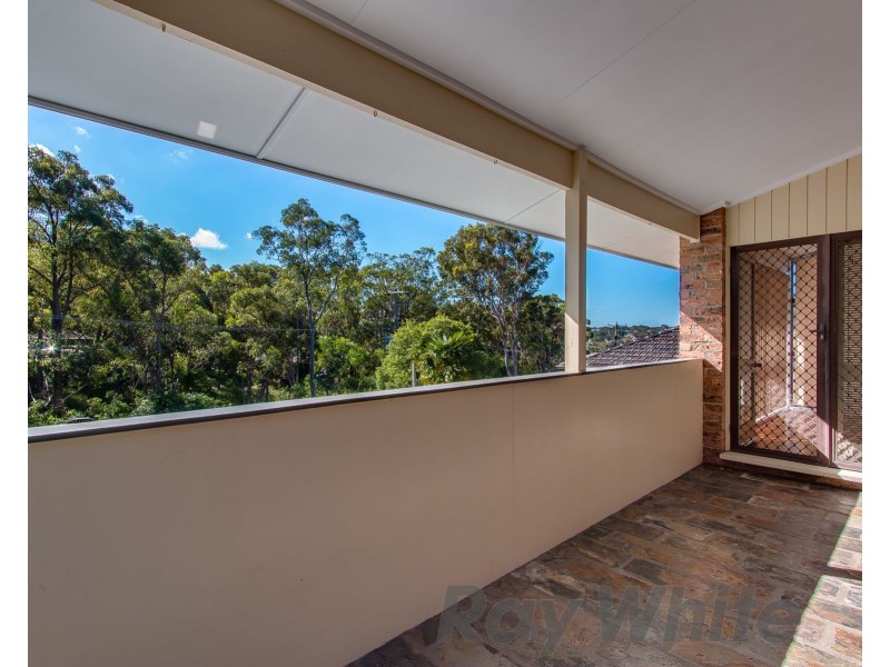 33 Kananook Crescent, Belmont North NSW 2280