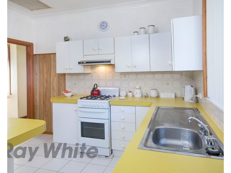 32 Montrose Avenue, Adamstown Heights NSW 2289