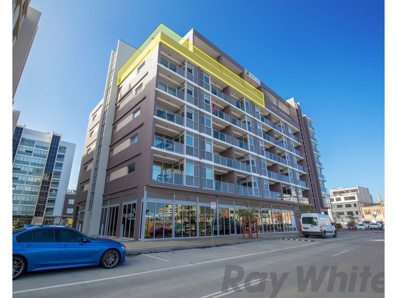605/14 Honeysuckle Drive, Newcastle NSW 2300