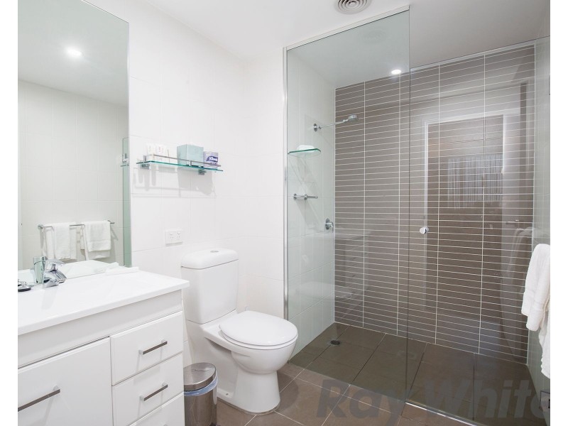 605/14 Honeysuckle Drive, Newcastle NSW 2300