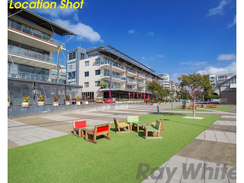 605/14 Honeysuckle Drive, Newcastle NSW 2300