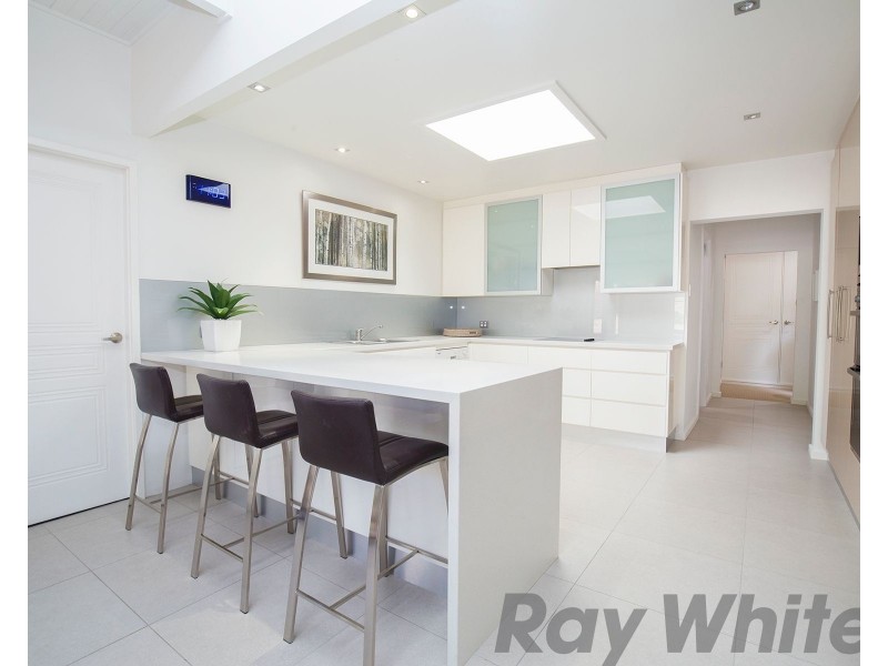 8 Parkview Avenue, Kahibah NSW 2290