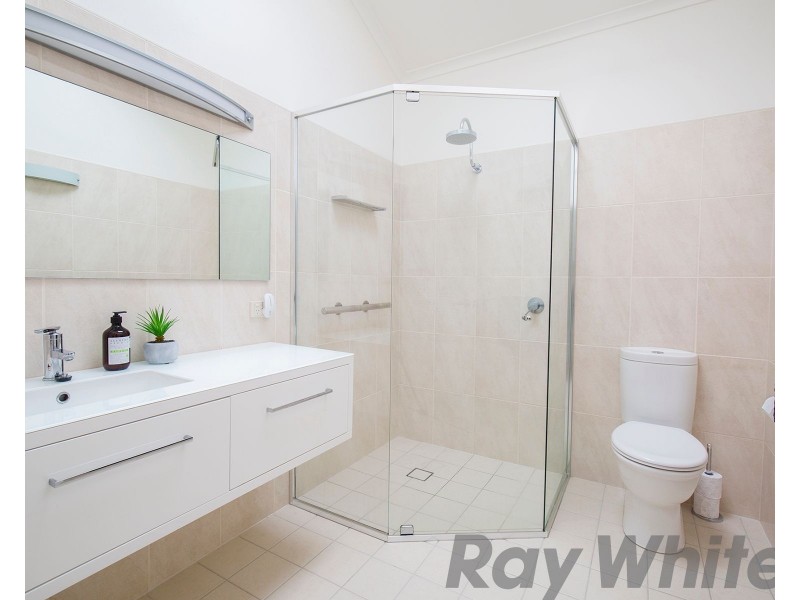 8 Parkview Avenue, Kahibah NSW 2290