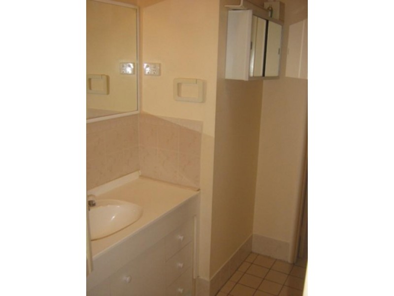 6 Aurora Court, Warners Bay NSW 2282