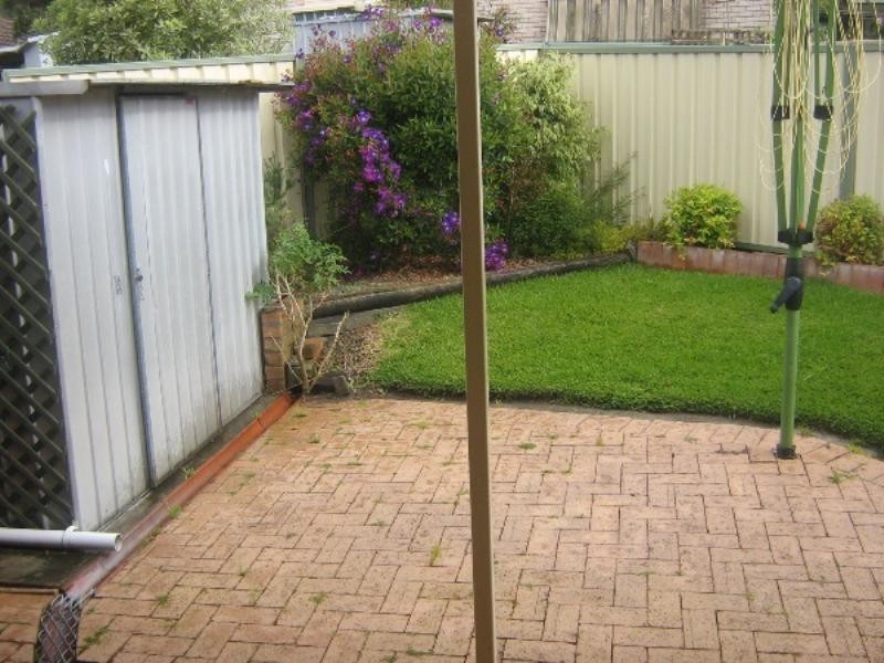 6 Aurora Court, Warners Bay NSW 2282