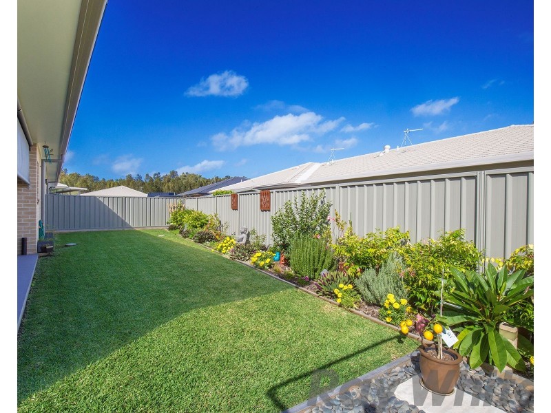 12 The Cove Drive, Fullerton Cove NSW 2318