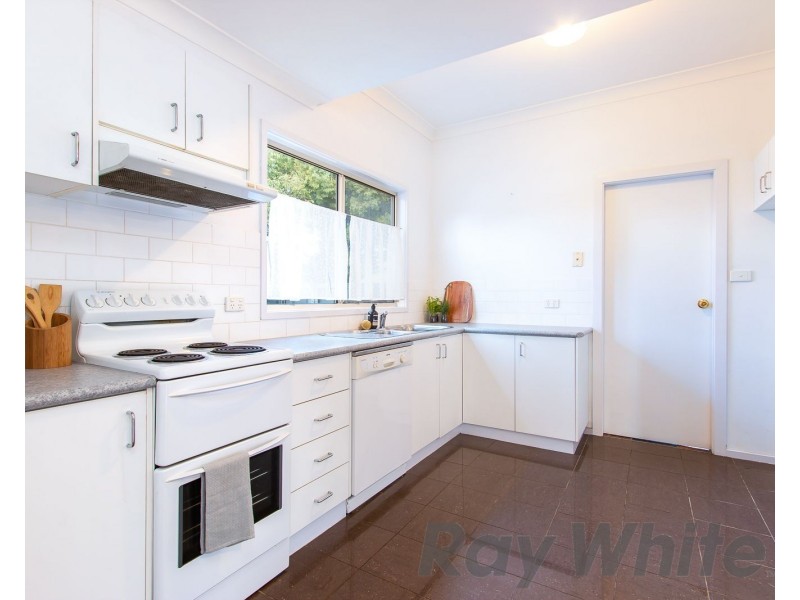 28 Robertson Street, Carrington NSW 2294