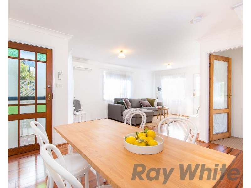 28 Robertson Street, Carrington NSW 2294