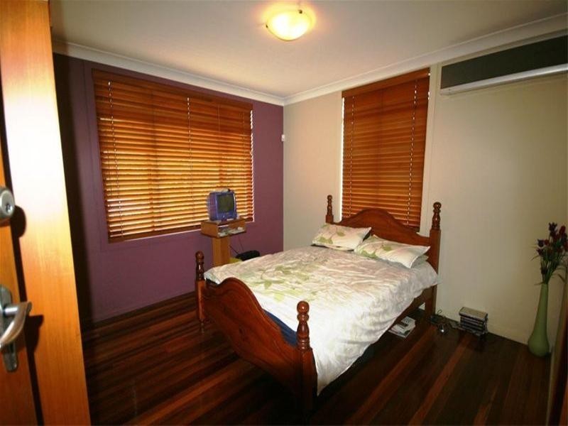 4 Cardiff Road, New Lambton Heights NSW 2305