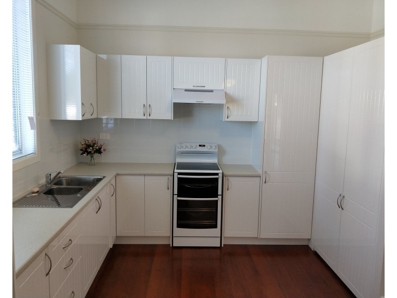 24 Steel Street, Hamilton NSW 2303