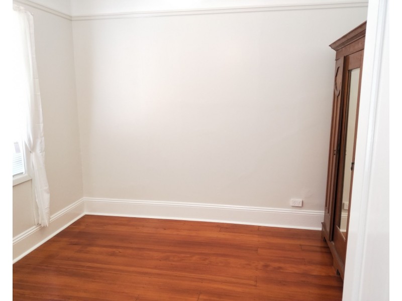 24 Steel Street, Hamilton NSW 2303