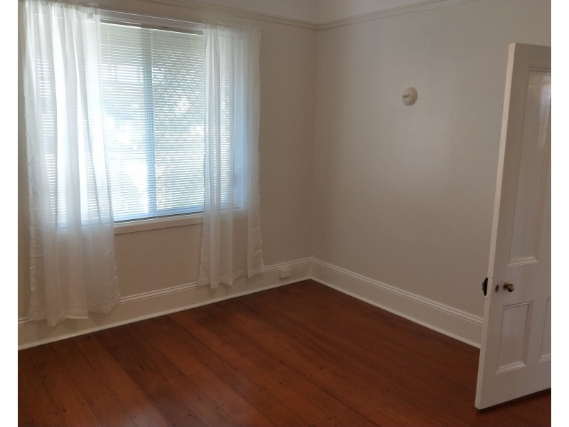 24 Steel Street, Hamilton NSW 2303