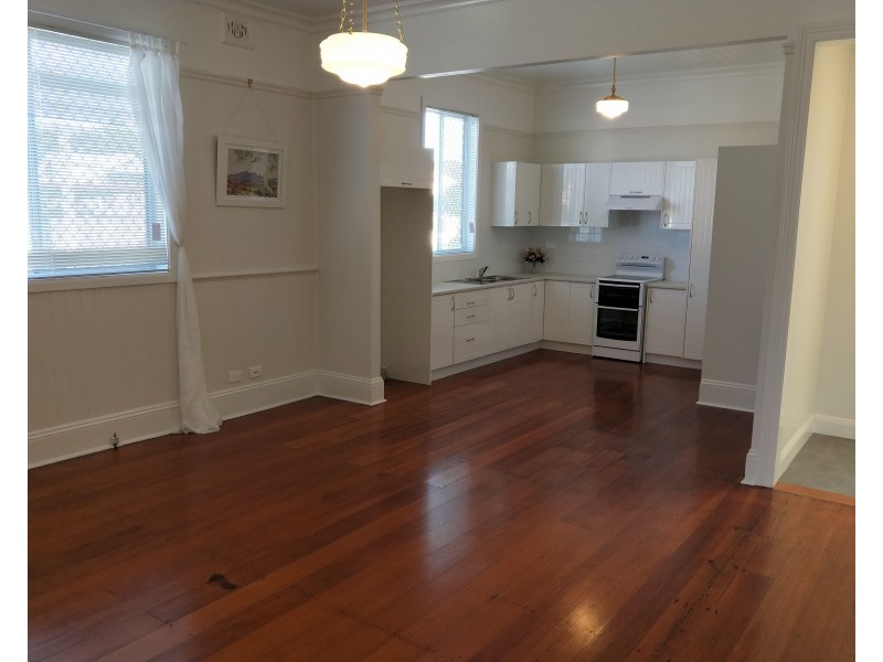 24 Steel Street, Hamilton NSW 2303