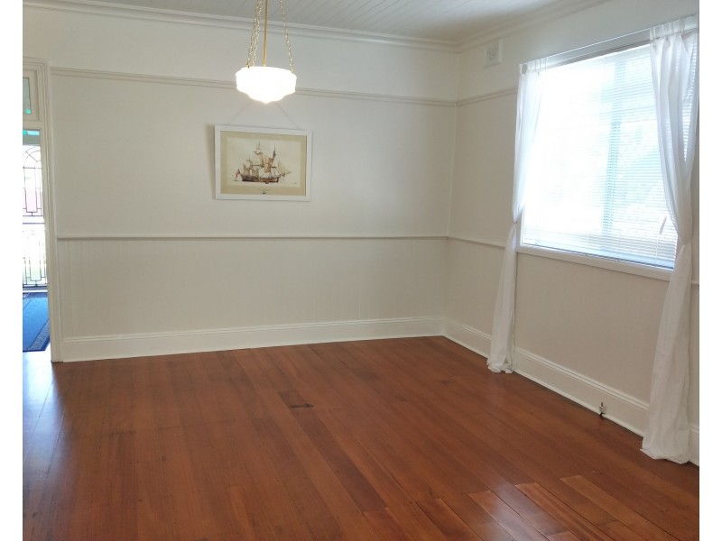 24 Steel Street, Hamilton NSW 2303