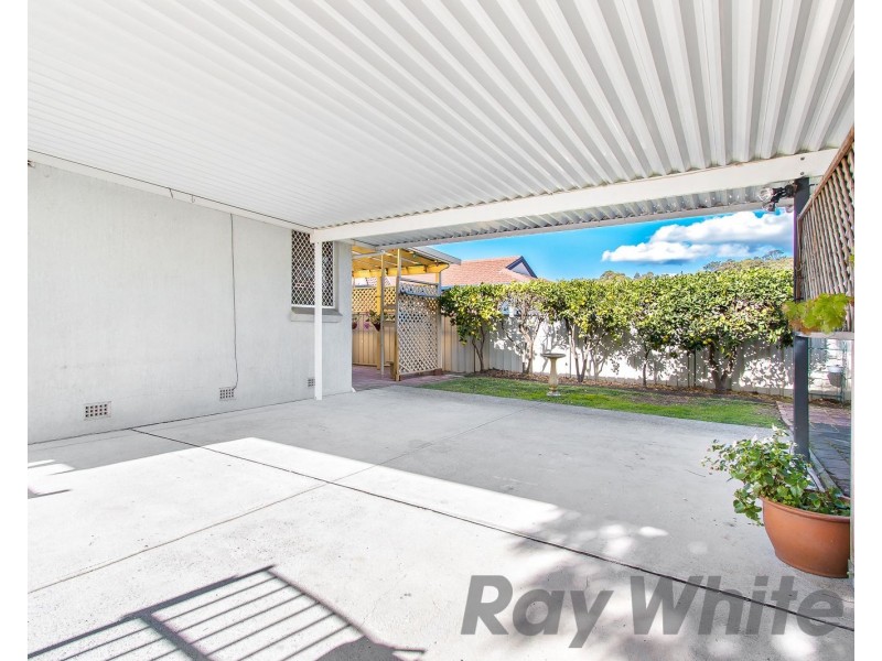 12 Regal Way, Valentine NSW 2280