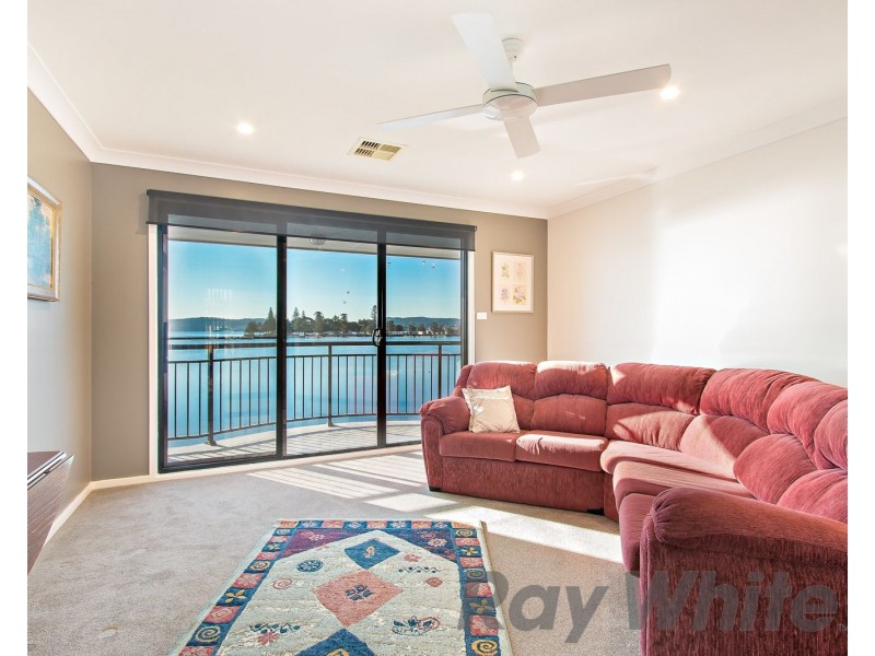 1/49 Emily Street, Marks Point NSW 2280