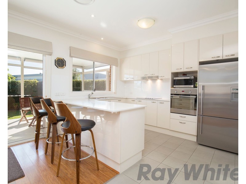 2 Heron Circuit, Fullerton Cove NSW 2318