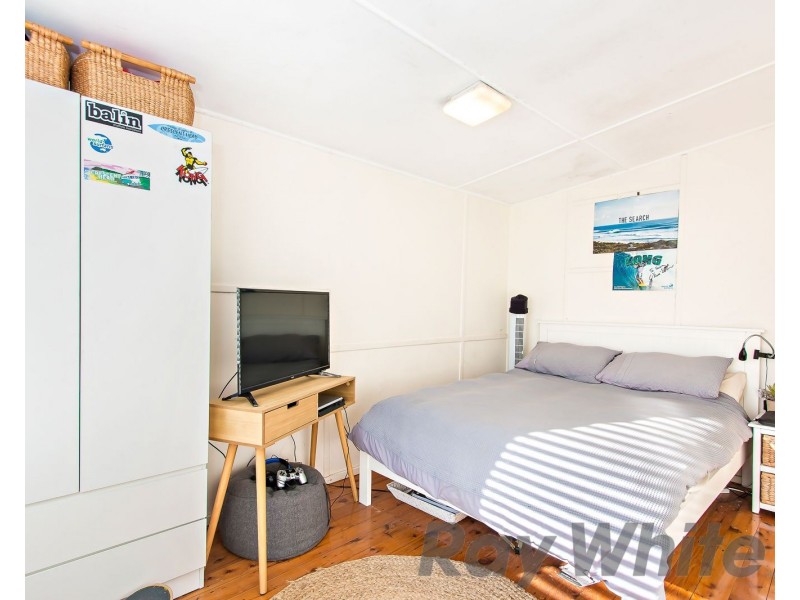 5 New Street, Belmont South NSW 2280