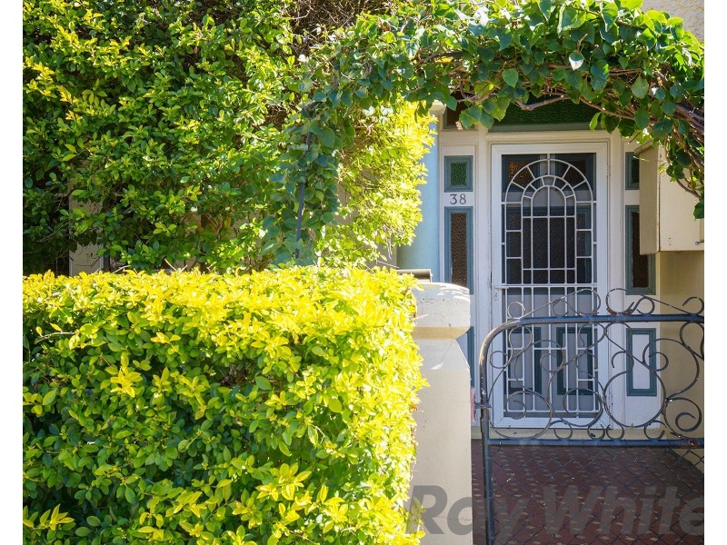 38 Lawson Street, Hamilton NSW 2303