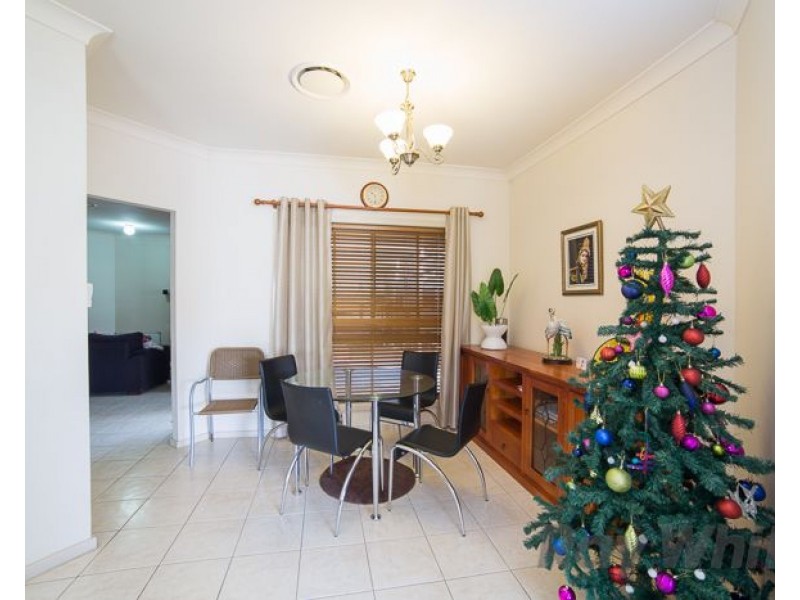 24 Cottonwood Ch, Fletcher NSW 2287