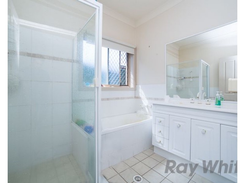 24 Cottonwood Ch, Fletcher NSW 2287