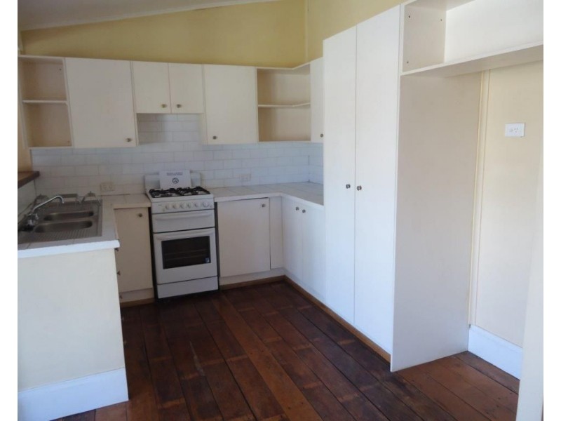 146 Turton Road, Waratah NSW 2298