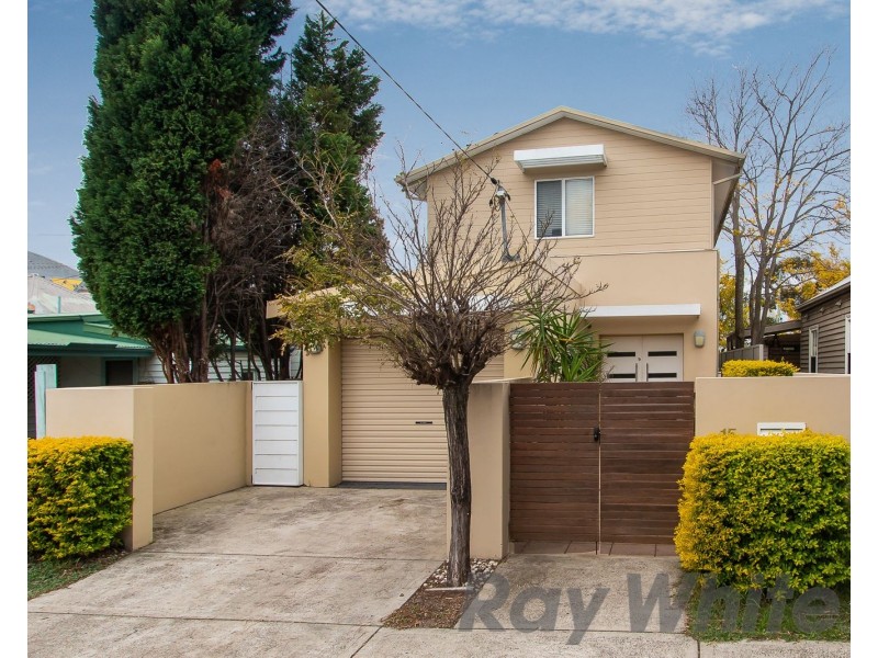 15 Cameron Street, Hamilton NSW 2303