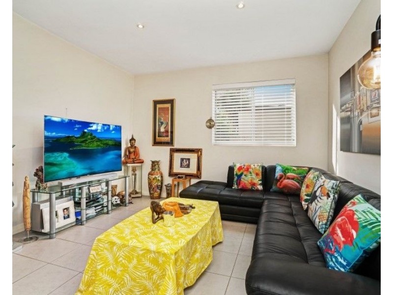 15 Cameron Street, Hamilton NSW 2303