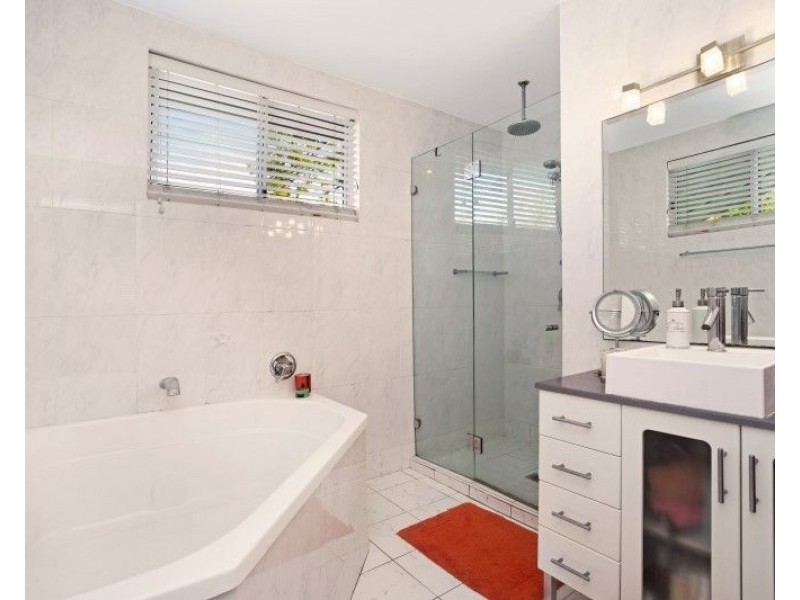 15 Cameron Street, Hamilton NSW 2303