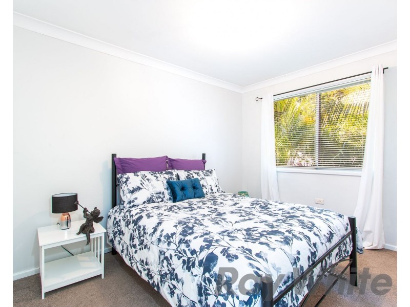 4 Cartella Place, Macquarie Hills NSW 2285