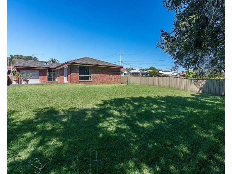 1 Simpson Court, Mayfield NSW 2304