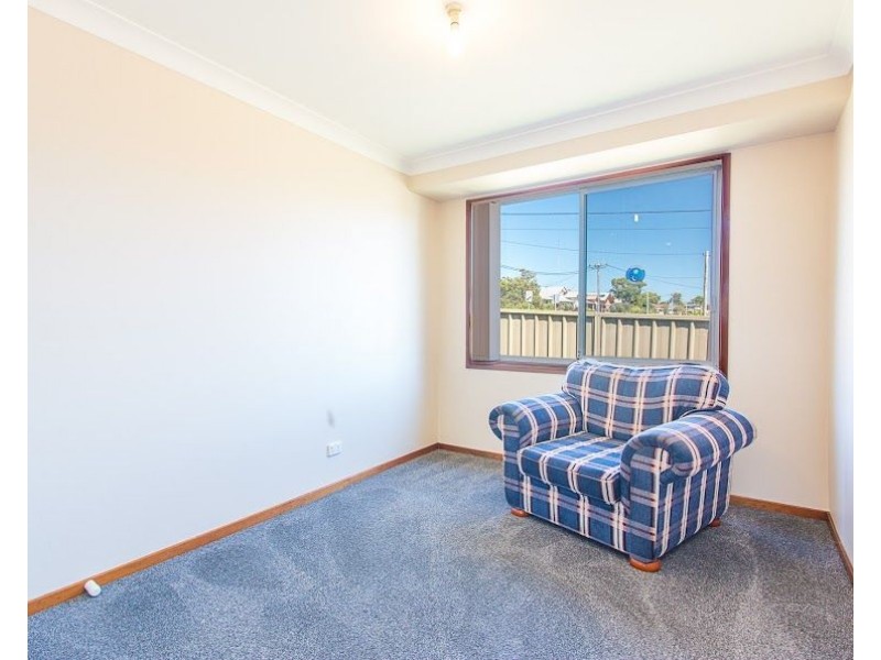 1 Simpson Court, Mayfield NSW 2304