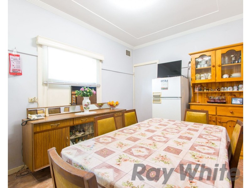 21 Lugar Street, Kotara South NSW 2289