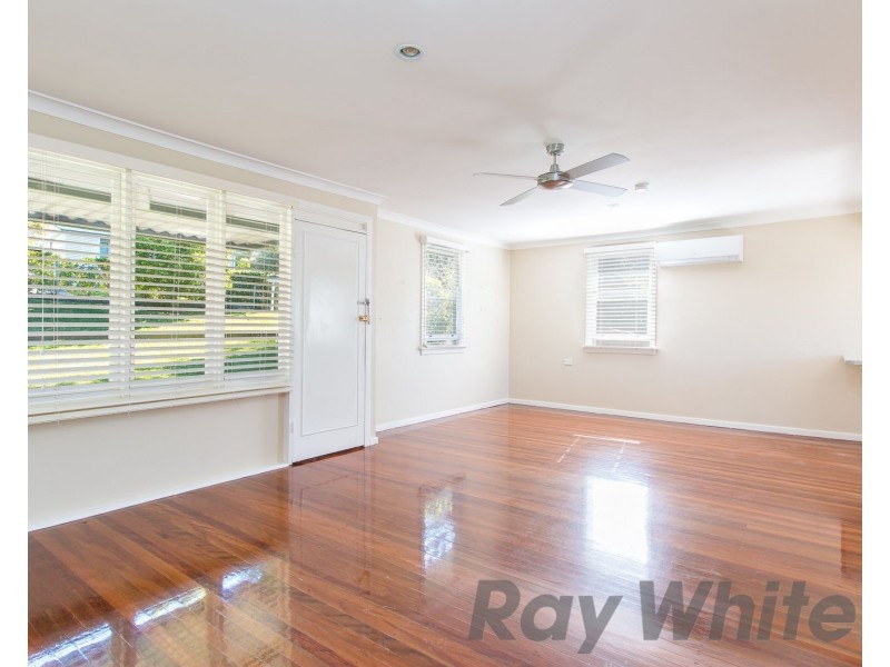 16 Alder Crescent, Gateshead NSW 2290