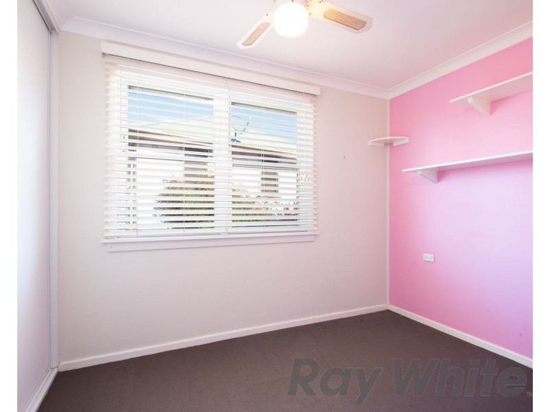 16 Alder Crescent, Gateshead NSW 2290