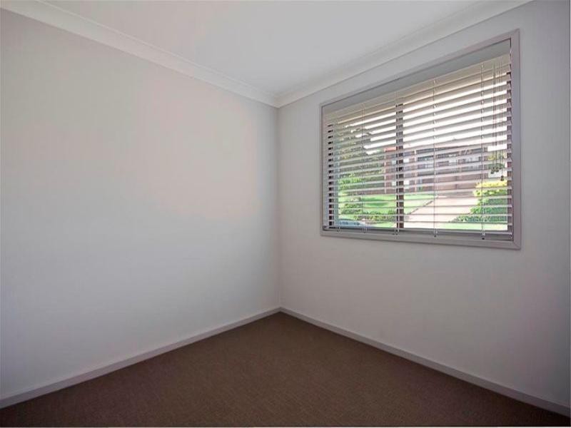 11 Winterlake Road, Warners Bay NSW 2282